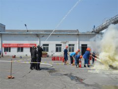 公司舉辦應急預案演練，緊繃安全這根弦