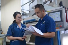 跟進(jìn)巡查，保證機(jī)臺高效運(yùn)行